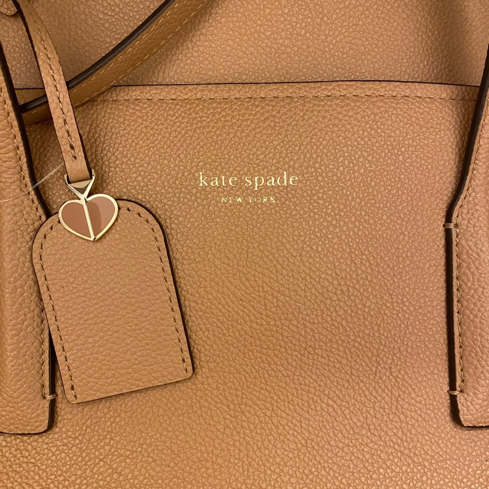 KATE SPADE LARGE TOTE BRAND NEW WITH TAGS